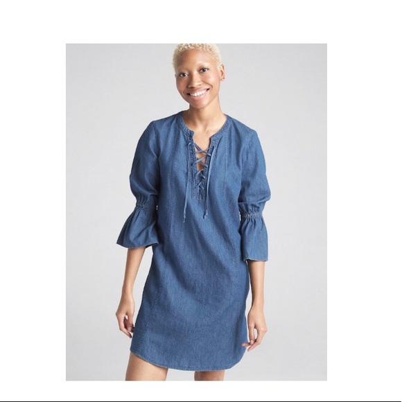 GAP Dresses & Skirts - GAP denim dress 💓😍